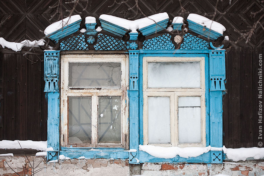 Doubled window frames in Perm