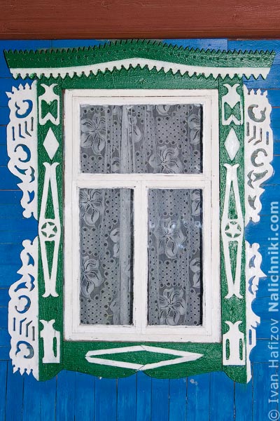 Традиционный Чувашский оконный наличник из Чебоксар