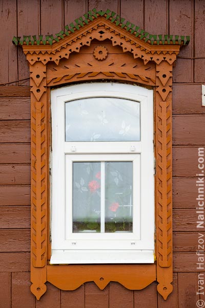 Традиционный оконный наличник Рязанской области. Спасск Рязанский.