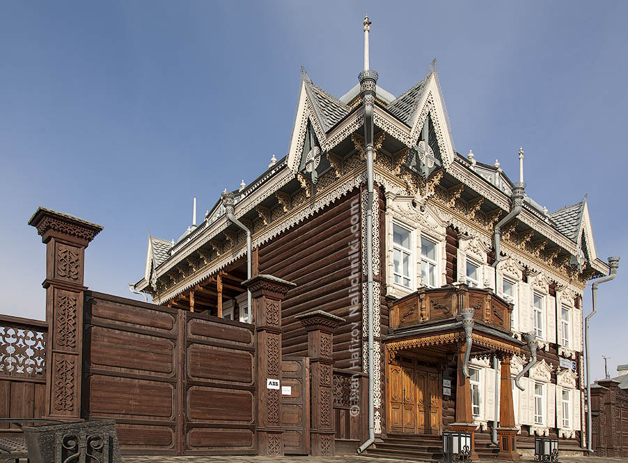 Иркутская дом 4